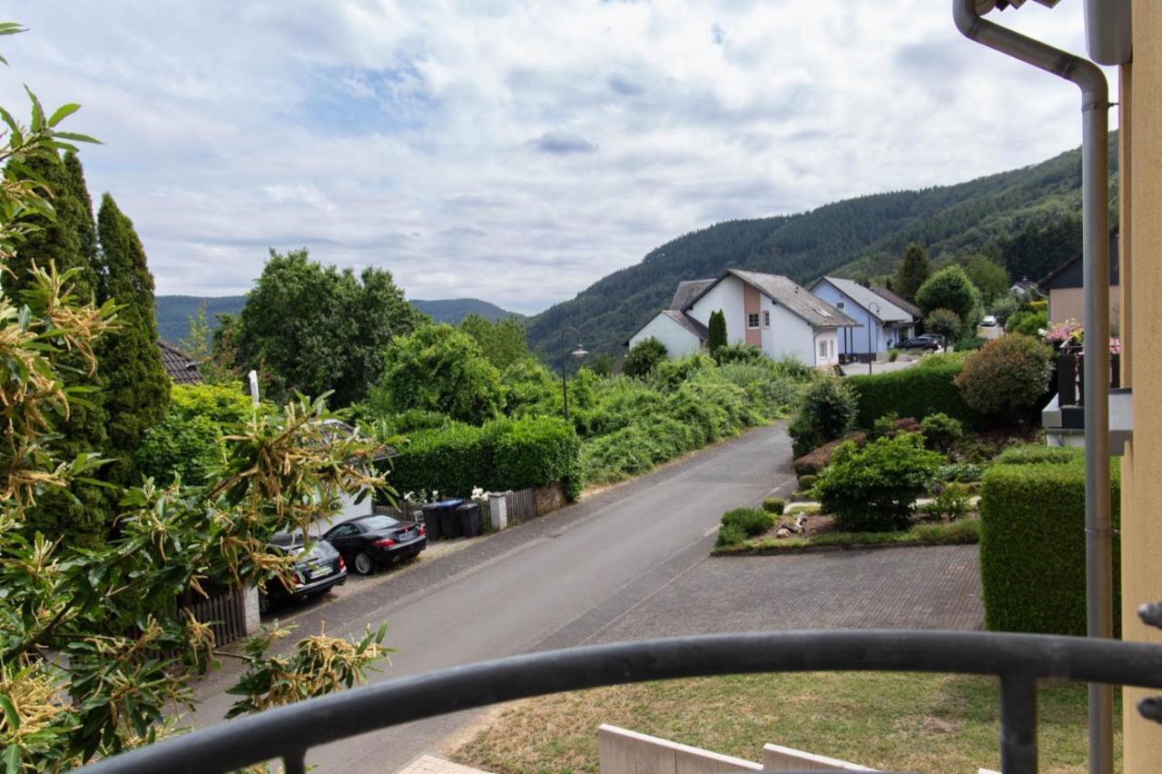 Ferienhaus Moselhoehe -Neu- Traben-Trarbach Exterior foto